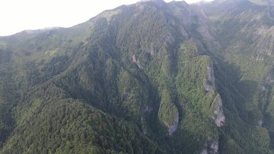 祖国壮丽山河连绵起伏高山