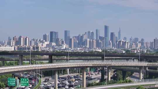 南京秦淮区双桥门立交车流南京市中心大景