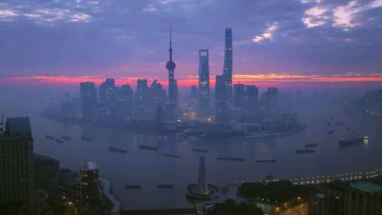 航拍上海陆家嘴外滩黄浦江外白渡桥日出