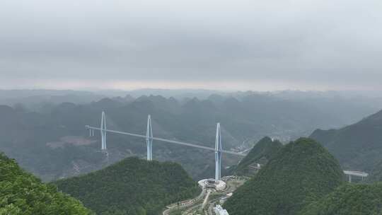 贵州天空之桥清晨航拍