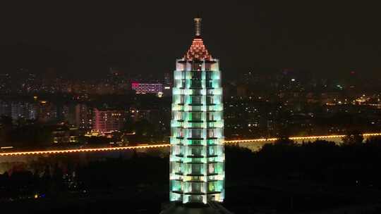 南京大报恩寺琉璃塔夜景视频素材模板下载