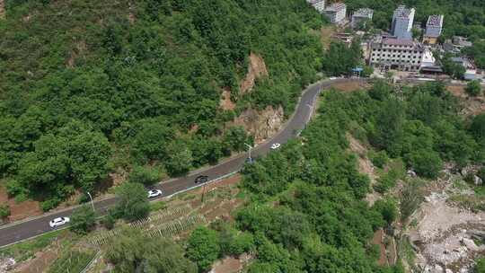 航拍 公路 马路 夏天 出行