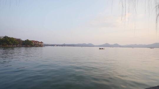 杭州西湖湖边风景视频素材模板下载