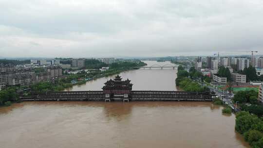 2024年6月下旬黄山市暴雨后洪水来袭