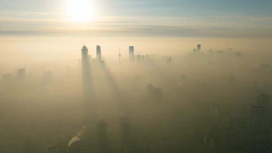 光影晨雾缭绕航拍城市建筑风光风景沈阳延时