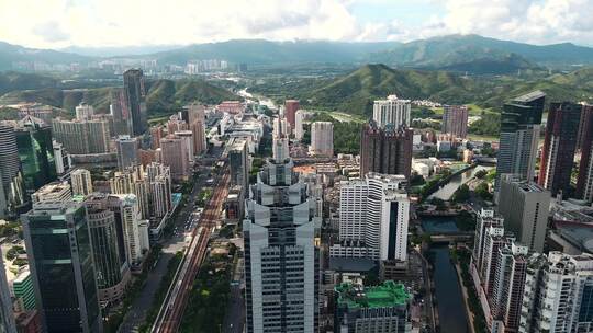 航拍深圳罗湖地标建筑云海