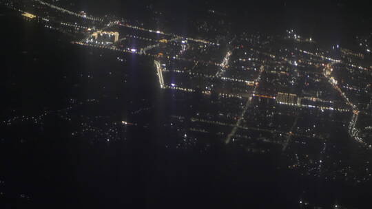 飞机上的夜景航拍