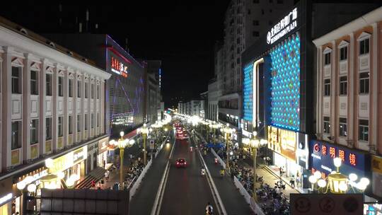 航拍山西吕梁市城区步行街夜景4K30帧