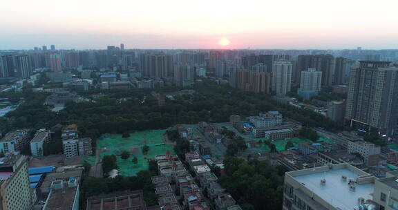 西安城中村日落航拍风景