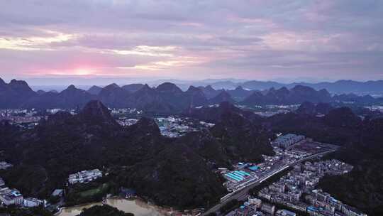 桂林山水日落晚霞城市风景和自然风光