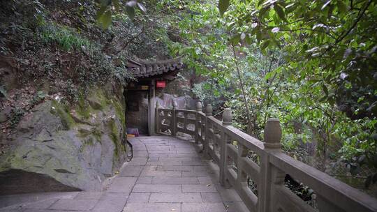 杭州宝石山景区金鼓洞景点