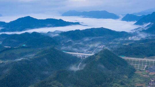 云海 高速 山川