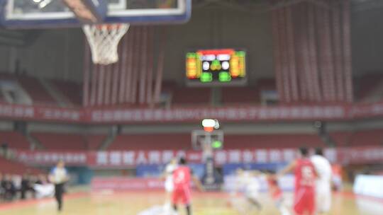 女子篮球比赛现场 虚化的人物视频素材模板下载
