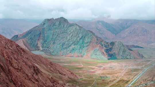 青海昆仑山脉山川河流青藏铁路大气航拍视频素材模板下载