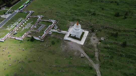 川西四姑娘山雪山峡谷草原航拍