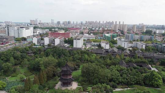 航拍泰州凤城河畔建筑景观 4k