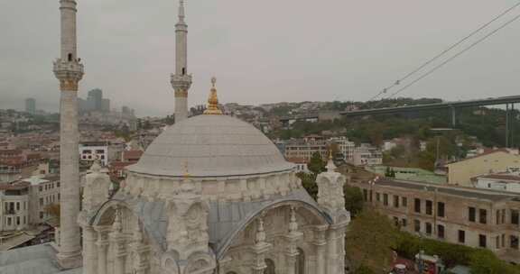 海边的清真寺建筑