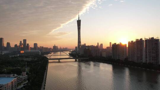 广州塔珠江新城猎德大桥阳光延时航拍朝阳视频素材模板下载