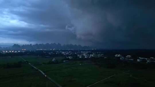 桂林水平雷暴积雨云气候