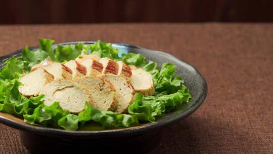 日本特色街头美食玉子烧制作过程