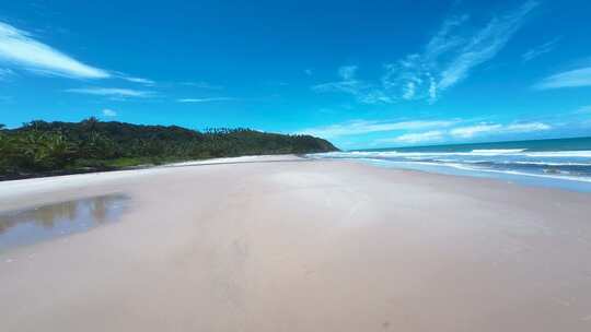巴西巴伊亚伊塔卡雷的伊塔卡雷海滩。旅游景观。视频素材模板下载
