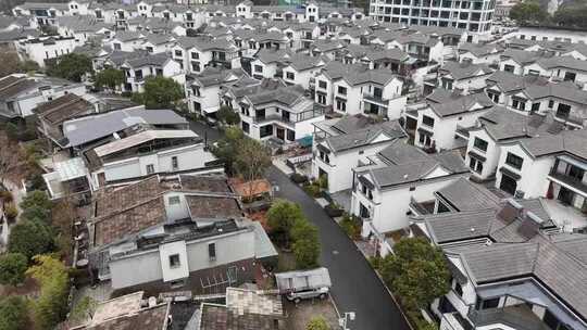 航拍中式风格别墅小区