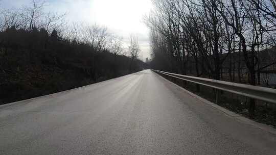 公路 车辆 行驶 移动 道路 自然风景