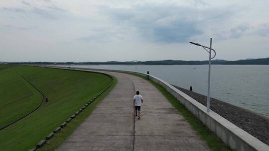 旅游景区湖北荆州洈水景区水库大坝航拍 (2)