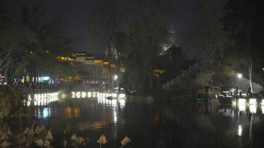 成都黄龙溪古镇夜景游人游览视频素材模板下载