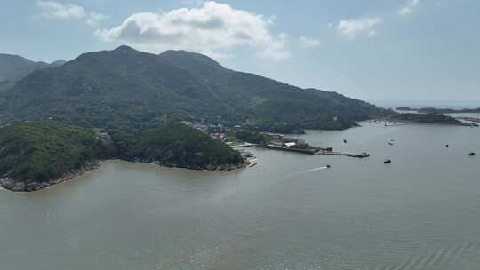 大海航拍 福建霞浦 嵛山岛天湖 岛屿森林