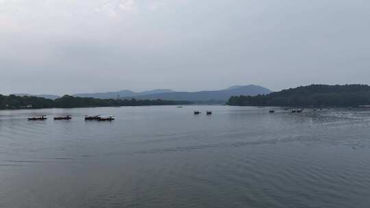 中国杭州西湖雷峰塔 烟雨朦胧