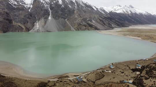 然乌湖雪山航拍西藏八宿丙察察川藏线视频素材模板下载