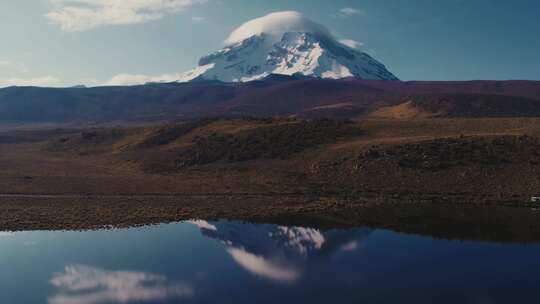 Sajama，火山湖，玻利维亚