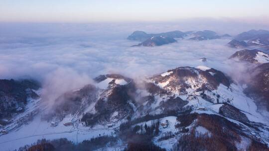 4k航拍恩施雪山雾凇晚霞风光延时