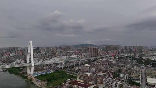 广东揭阳市榕城区揭阳大桥 下雨打雷雷暴