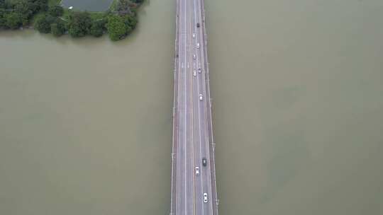 河流公路航拍