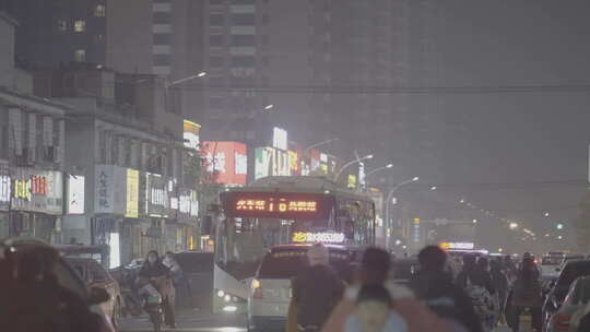 河南安阳夜景仓巷街航拍景点街唯美街道人流视频素材模板下载