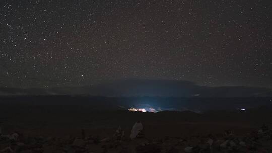 西藏阿里 札达土林 玛尼堆 星空 暗夜