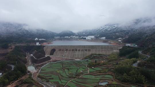 安徽绩溪县伏岭抽水蓄能电站下水库航拍雪景