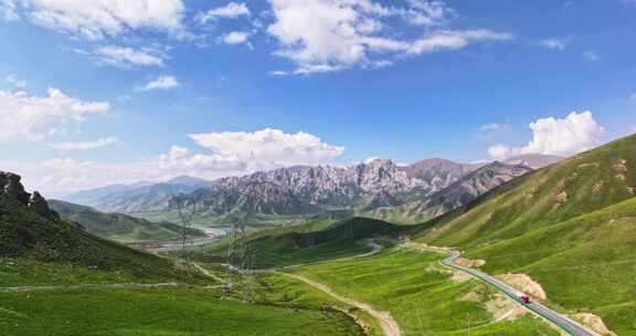 祁连山草地3祁连山山脉 青藏地区 蓝天草原