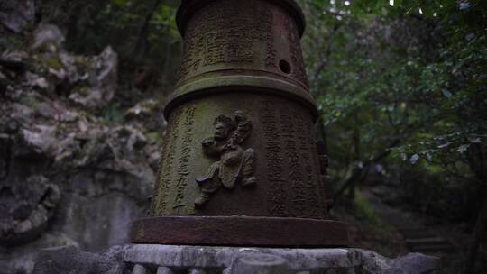 杭州灵隐寺飞来峰塑像