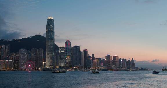 黄昏时的香港城市