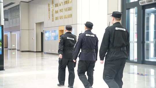 警察大厅内巡逻素材
