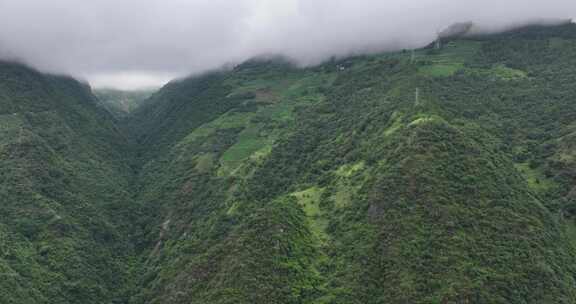 怒江峡谷高黎贡山航拍