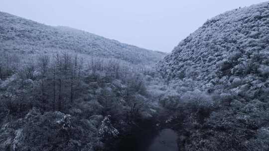 银屏山雪景航拍4K