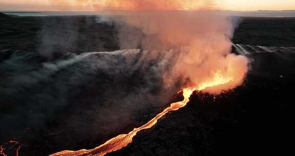 火山爆发航拍