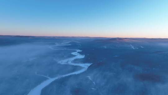 航拍寒冬林海雪原冻雾冰河