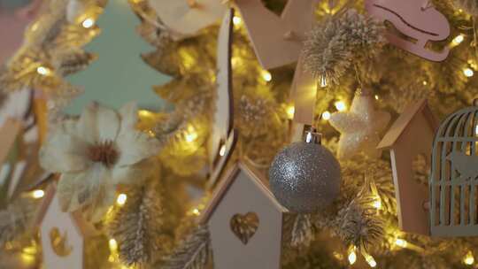 圣诞节 圣诞树 装饰 装饰品视频素材模板下载