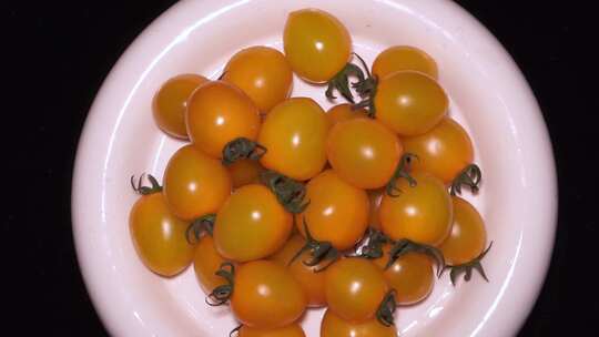 黄樱桃番茄小西红柿低卡水果