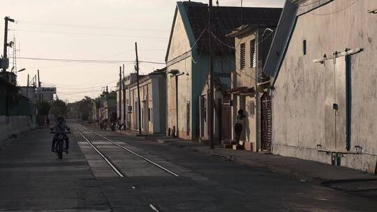 古巴哈瓦那街道黄昏地拍视频素材模板下载